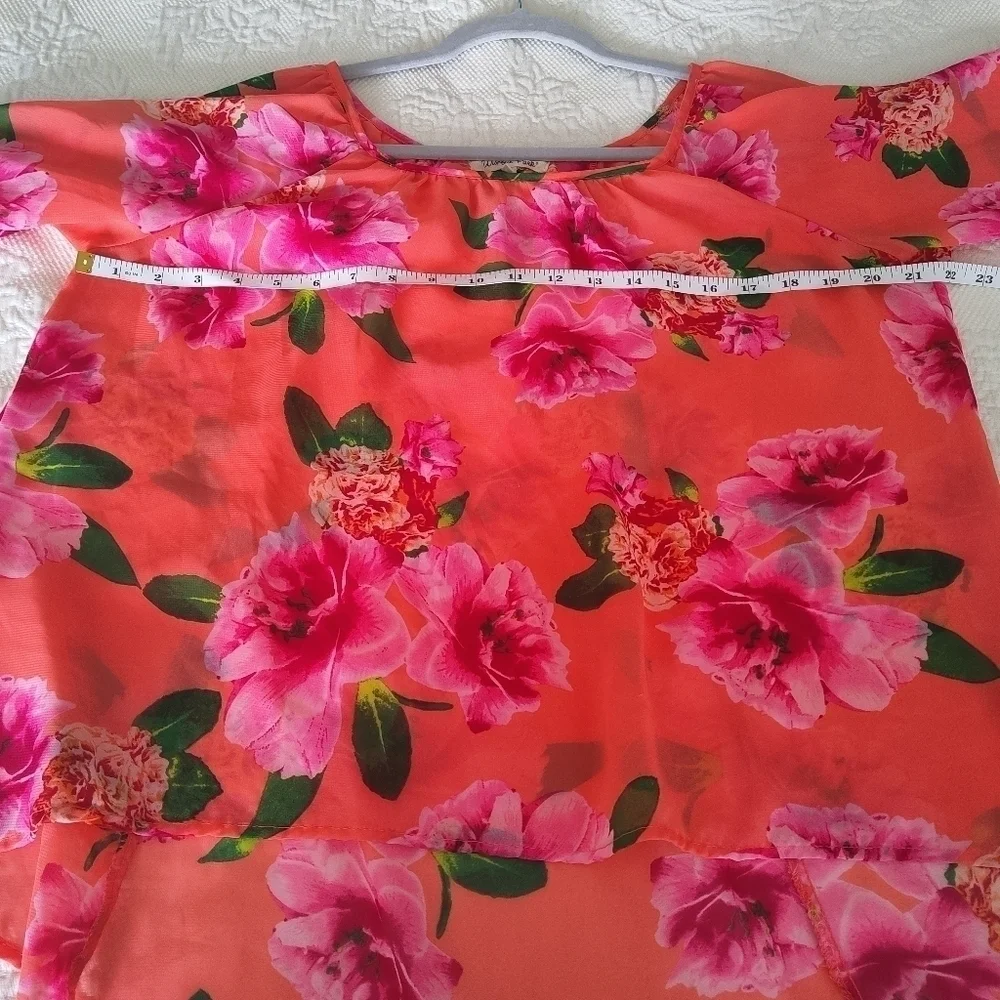 Wishful Park Sheer Floral Top Blouse Size M - Picture 9 of 10